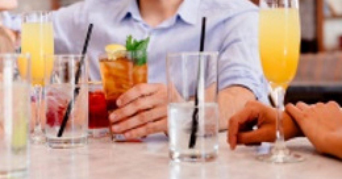 Drunkorexia: a fiatalok nem esznek, hogy többet ihassanak