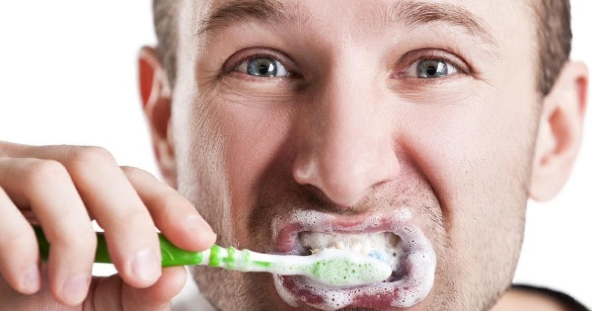 A britek egy része egész hétvégén nem mos fogat